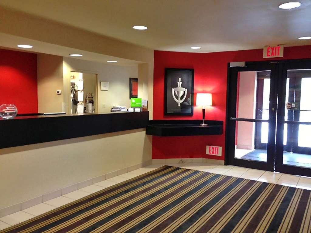 Extended Stay America Suites - Boston - Брейнтри Интериор снимка