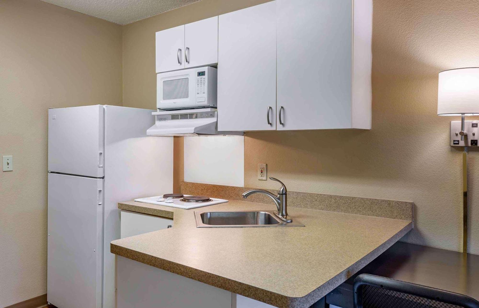 Extended Stay America Suites - Boston - Брейнтри Екстериор снимка