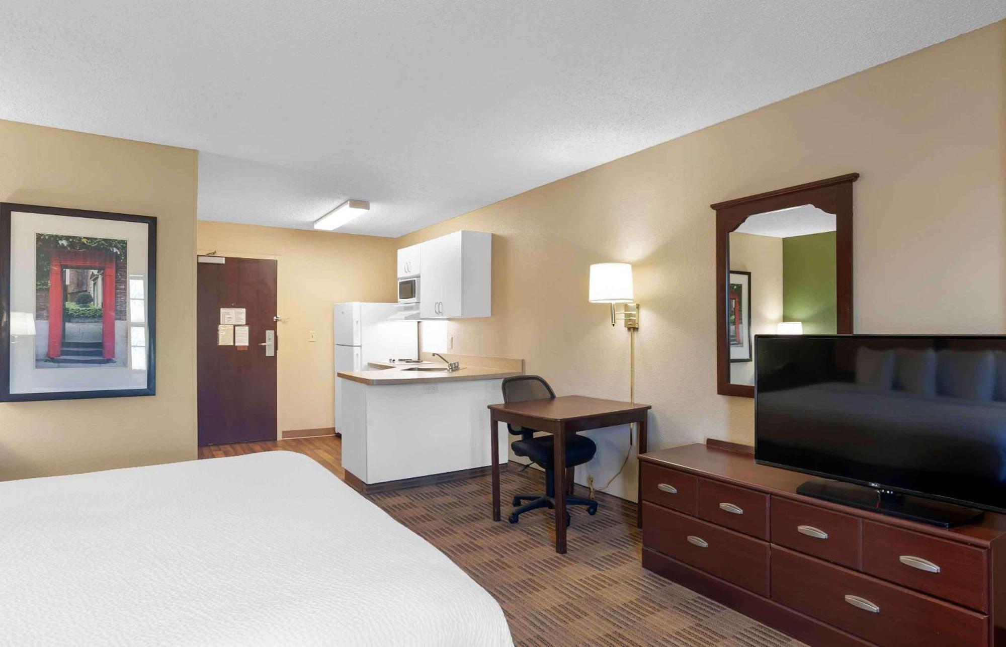 Extended Stay America Suites - Boston - Брейнтри Екстериор снимка