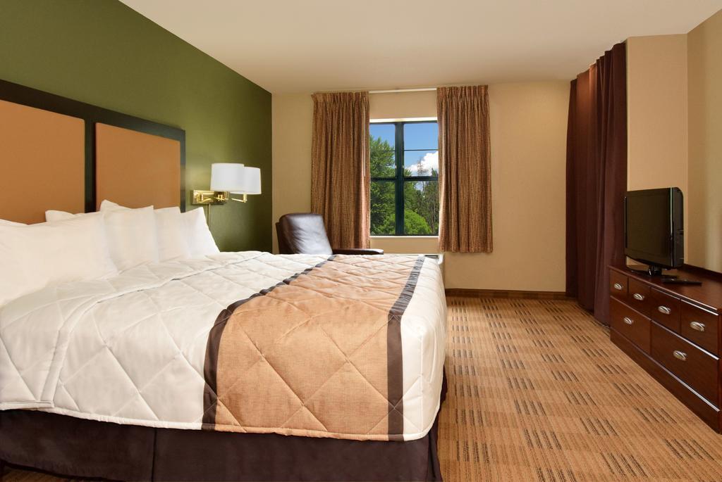 Extended Stay America Suites - Boston - Брейнтри Екстериор снимка